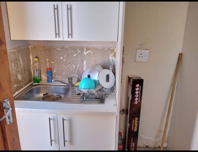 2 BEDROOM HOUSE FOR SALE IN DAWN PARK EXT